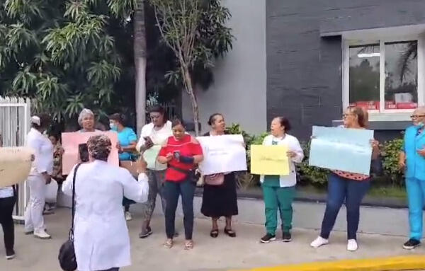 Enfermeras de San Cristóbal protestan en demanda de varias reivindicaciones laborales. (Foto: fuente externa)