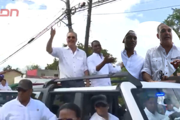Abinader encabeza multitudinaria marcha caravana en San Juan en donde vaticinó que el triunfo del PRM y aliados será arrollador. Foto: CDN Digital 