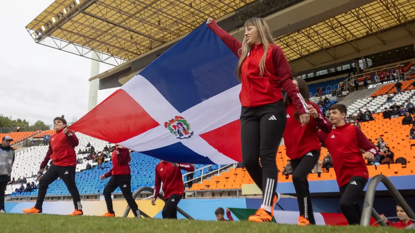 FIFA desvela emblema oficial de la próxima Copa Mundial Femenina Sub-17 RD 2024