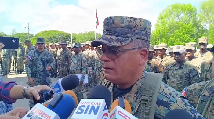 Autoridades del Ejército recorren zona fronteriza de Dajabón