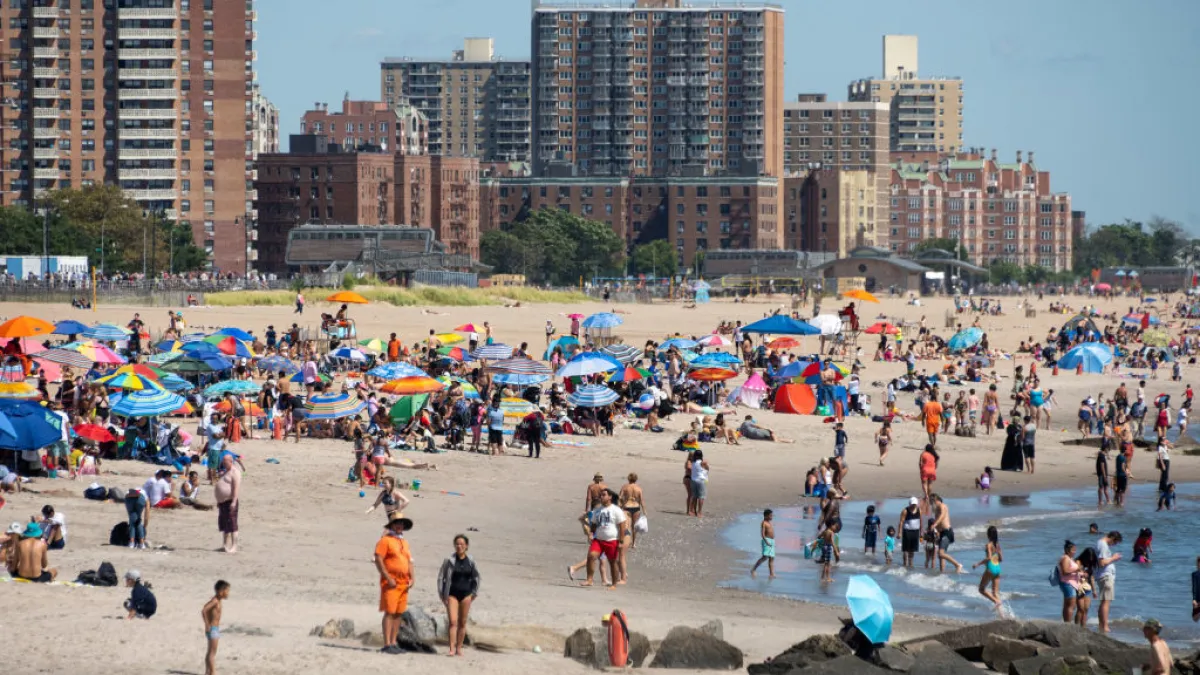 Inicia temporada de playas en la ciudad de New York