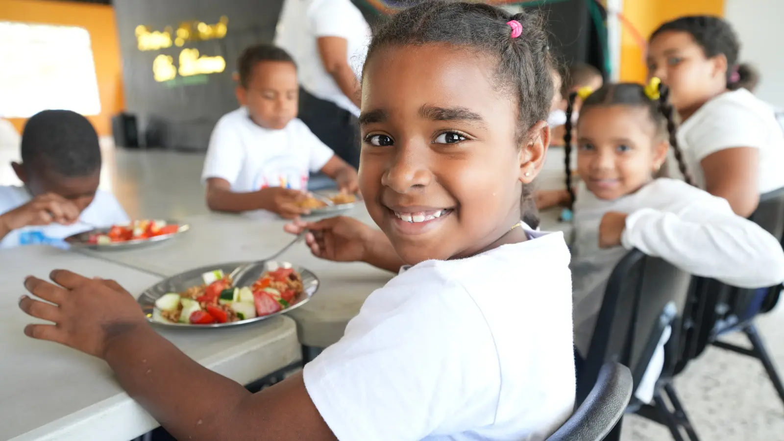 Informe destaca contribución de alimentación escolar