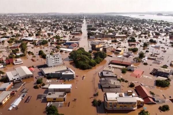 Ya suman 150 los muertos por inundaciones en Brasil