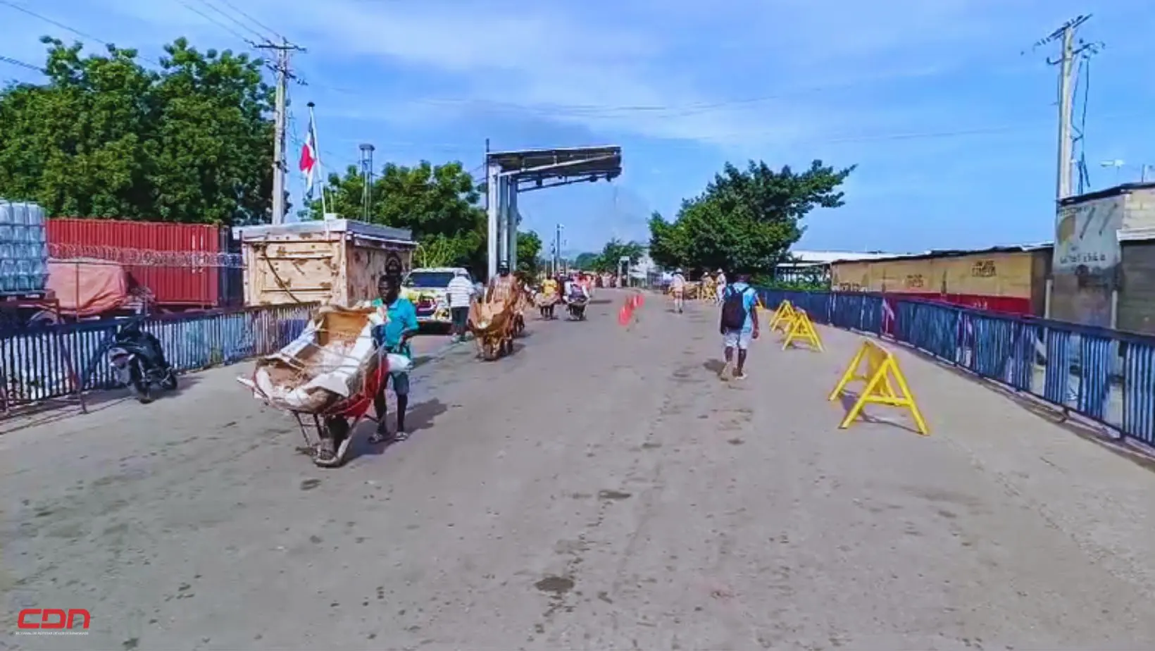 Nacionales haitianos en la zona fronteriza entre Dajabón y Juana Méndez. Foto: CDN Digital