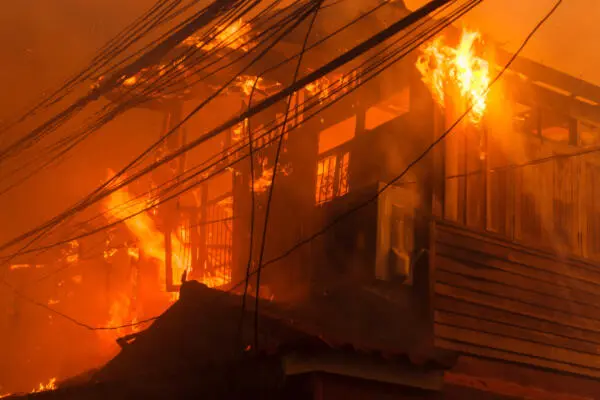 Imagen de una casa incendiada. Foto: Fuente externa 