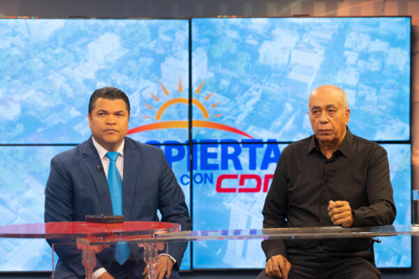 Tobías Crespo y Luis Alba en entrevista en Despierta con CDN (foto: Yovanny Corporán)