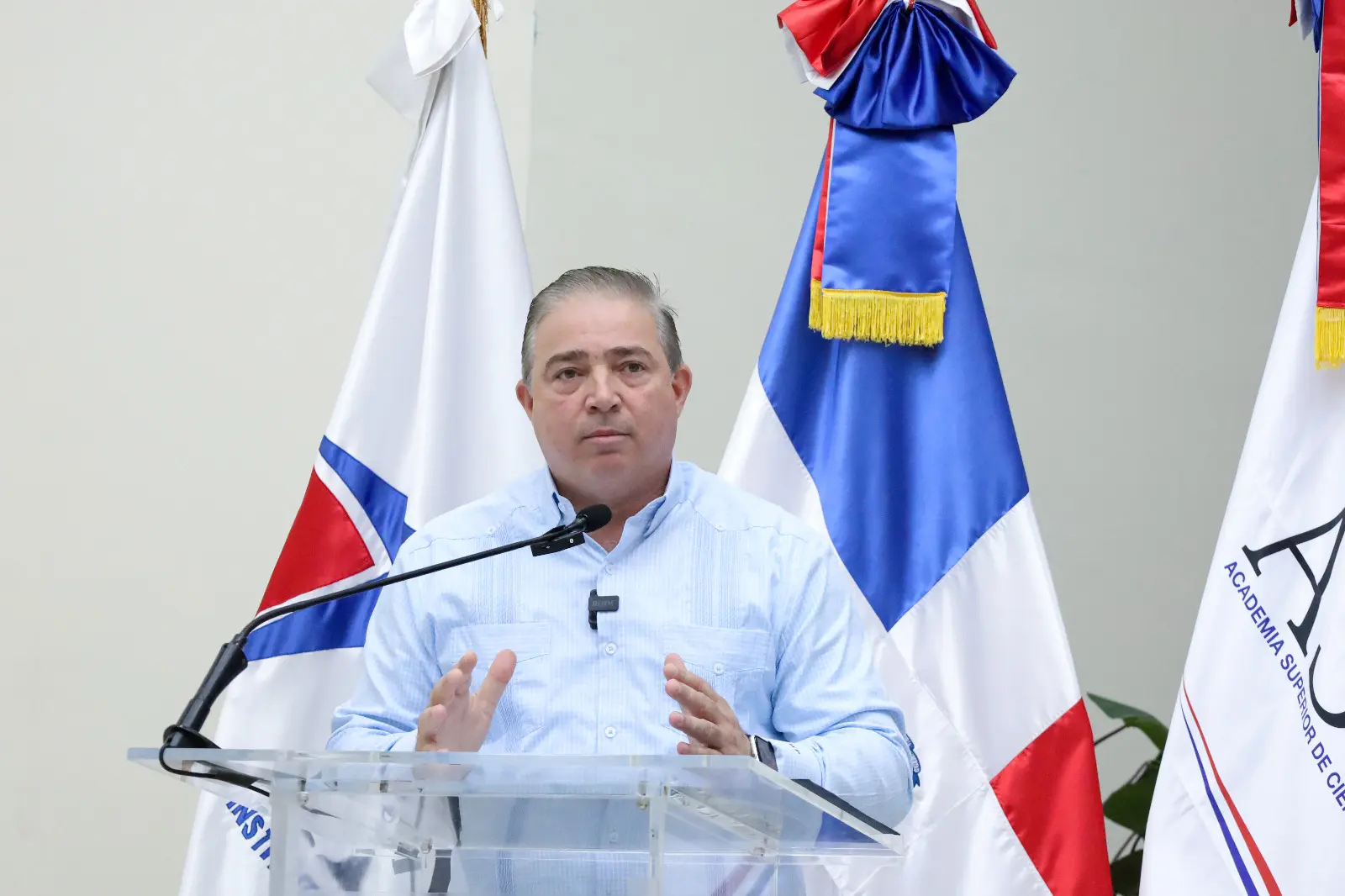 Héctor Porcella, director general  del Instituto Dominicano de Aviación Civil