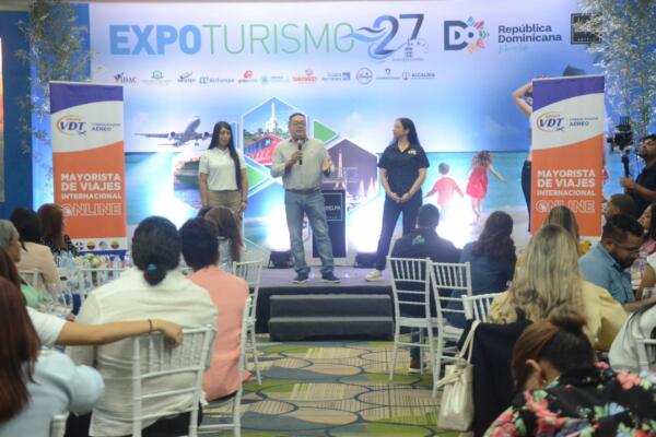 GrupoVDT, Expert Travellers y Pro Colombia hacen presentaciones en Expoturismo. (foto, fuente externa)