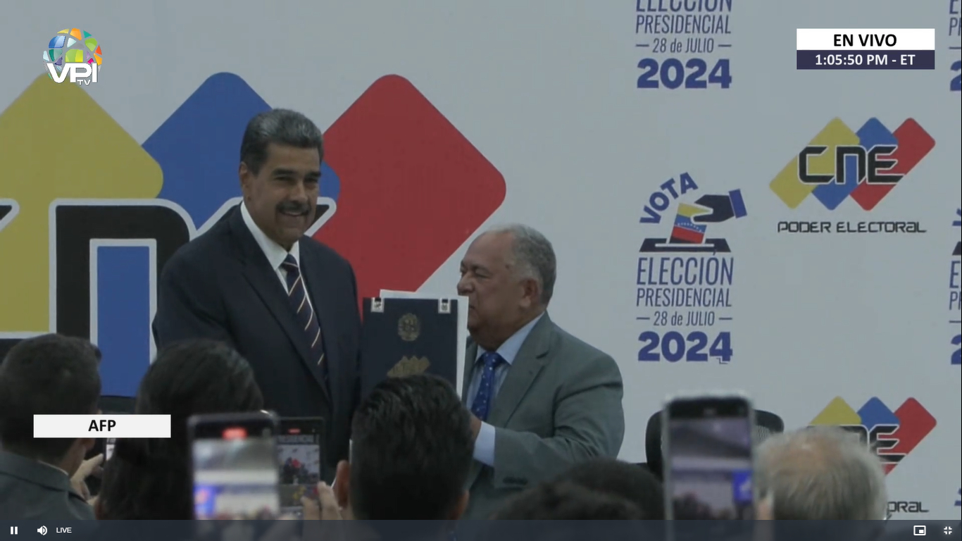 Proclaman y acreditan oficialmente a Maduro por seis años más