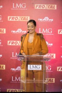 Laura Guzmán celebra el segundo aniversario de su programa ‘Frontal’