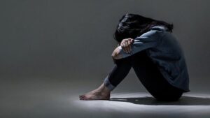 Depresión: expertos explican las diferencias entre adultos y adolescentes