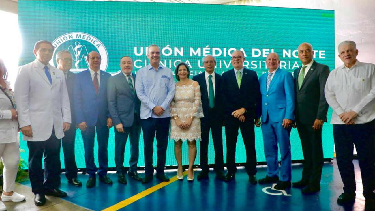 Abinader participa inauguración de torre Clínica Universitaria Unión Médica