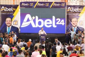 Abel Martínez sobre Abinader: es un presidente “despistado”