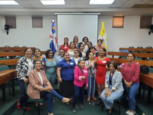 Fundación Francina y Supérate Forman Grupo de Apoyo a Mujeres