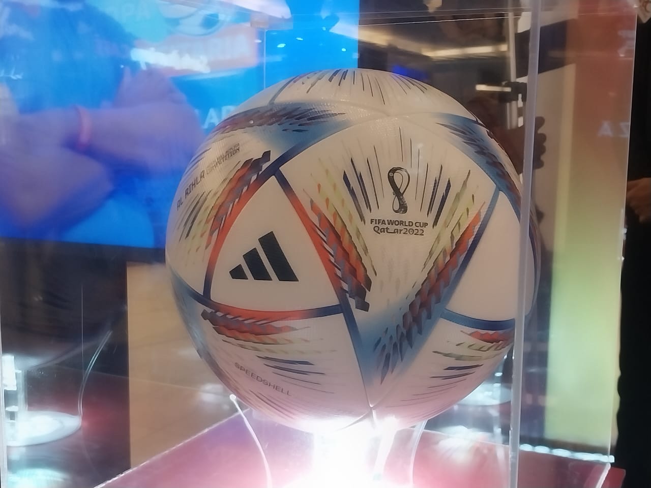 Balón oficial de Copa Mundial de la FIFA estará exhibición en Ágora Mall