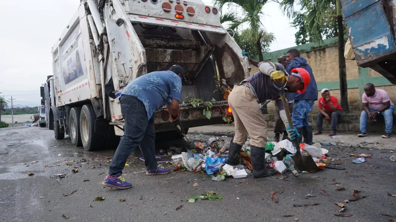 Alcaldía Los Alcarrizos retomarán control de la recogida de basura