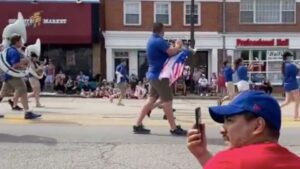 VIDEOS: Momento exacto del tiroteo en Illinois durante desfile 4 de julio