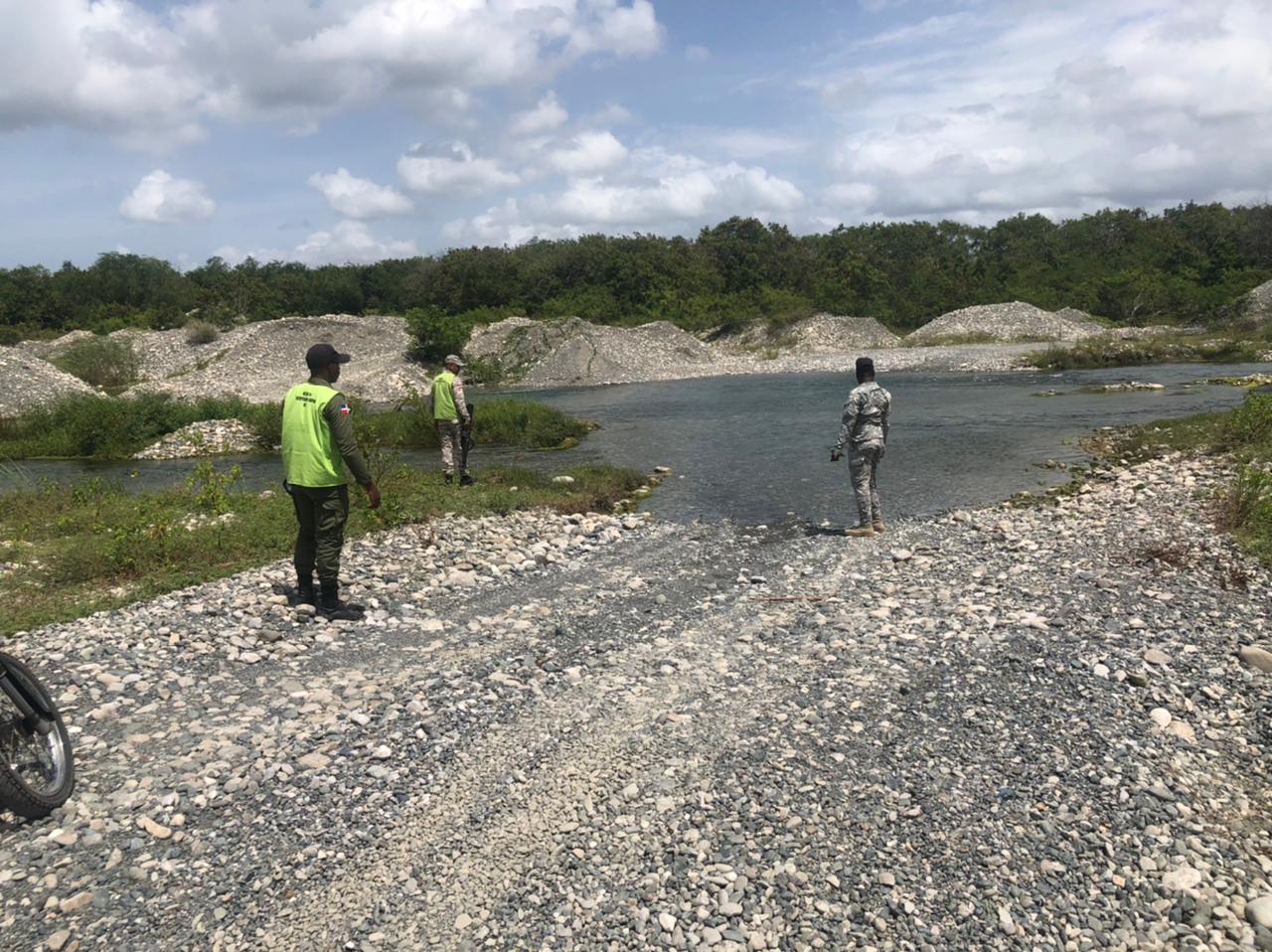 Intervienen rio Nizao, para evitar extracción de materiales