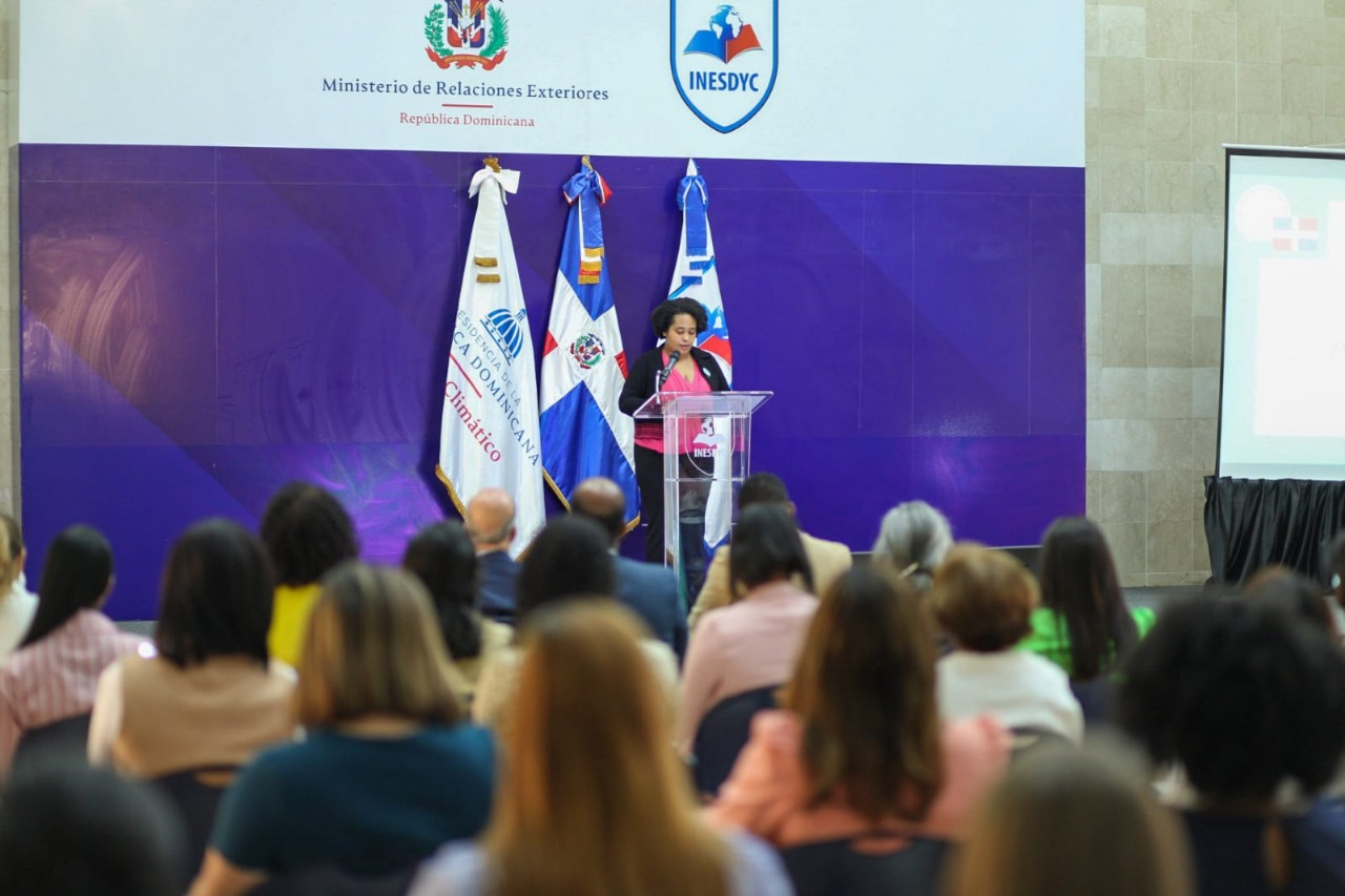Launch of the Dominican chapter of Women in Science for the Developing World