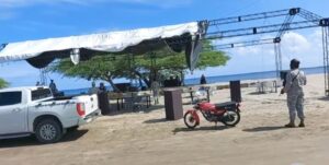 Armada Dominicana desmantela restauran móvil en playa de Manzanillo