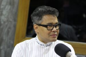 Carlos Peña: Gobierno del PRM es el “cambio” de reversa