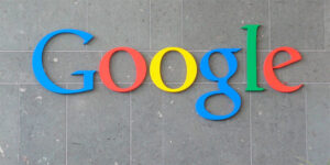 Google asegura que protege datos de los menores que acceden a Internet