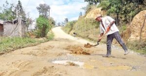 Convocan a marcha en Ocoa por el arreglo de carreteras