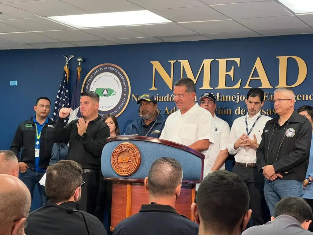 Autoridades de Puerto Rico dicen Fiona ha dejado daños catastróficos