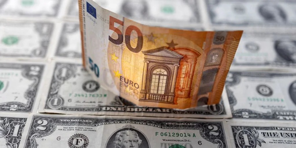 El euro se cambia por debajo de la paridad antes de la reunión de la Fed