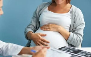 Estudio muestra que las mujeres con ansiedad dan antes a luz