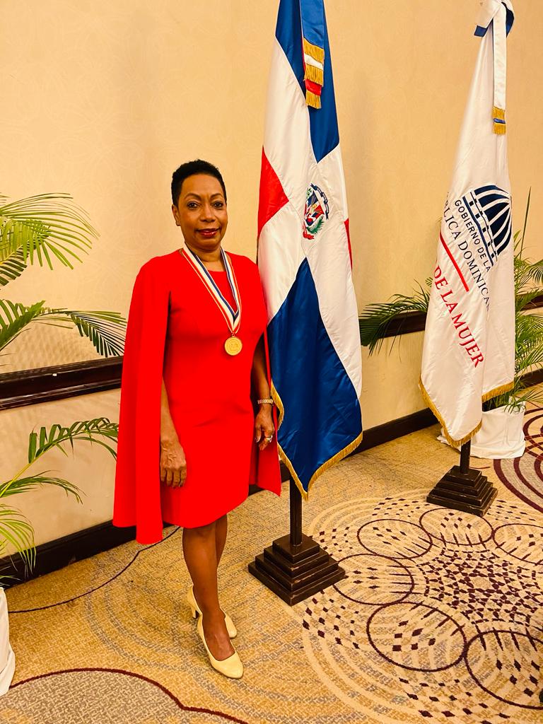 Zenaida Mejía Méndez fue reconocida con la Medalla al Mérito de la Mujer Dominicana 2022
