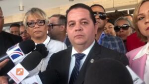 Señora que acusa a Domínguez: “Me siento desilusionada de la Justica”