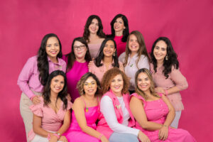 Artesanas de Santiago lanzan campaña Rosa en  favor de las pacientes con cáncer de mama