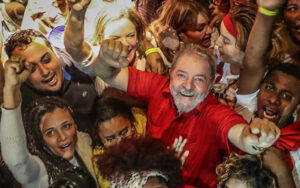 Los hambrientos claman por el regreso de Lula en Brasil
