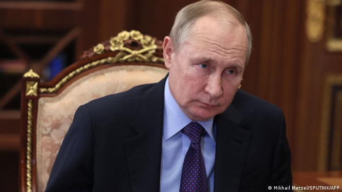 Putin advierte de "graves consecuencias" si se limita el precio del petróleo