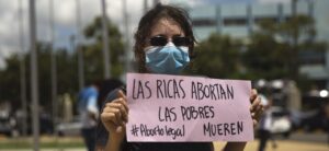 Aborto: tema que genera más diferencias de opiniones en los dominicanos