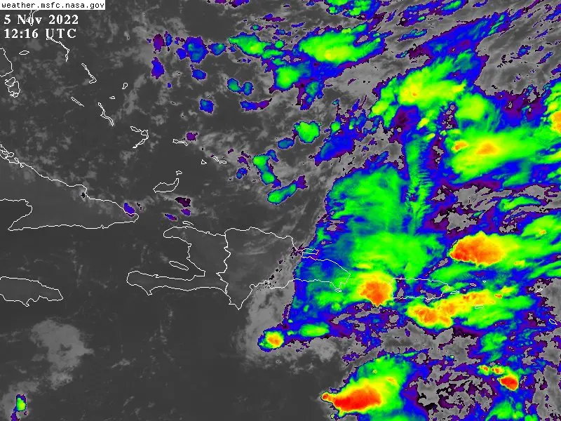 Onamet: continuarán las fuertes lluvias; se mantienen las alertas
