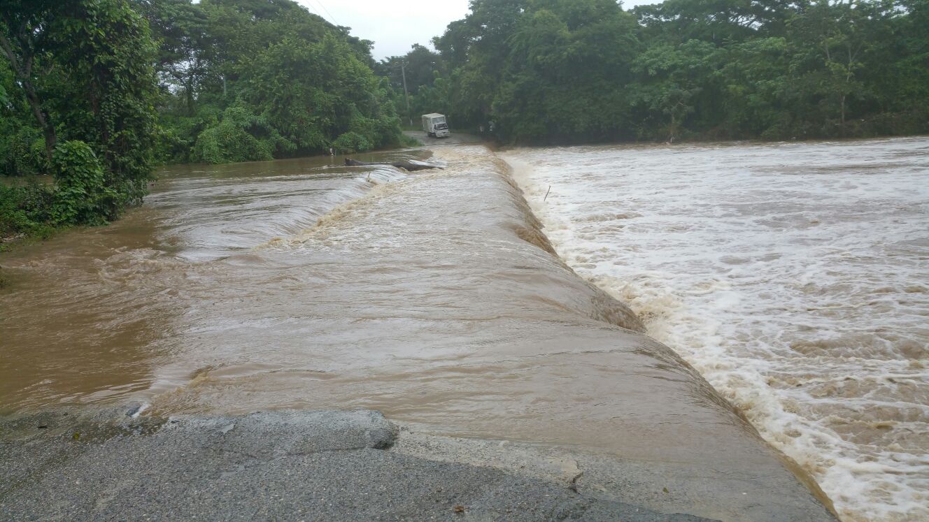 Abinader convoca ministros y directores para medidas de socorro por fuertes lluvias