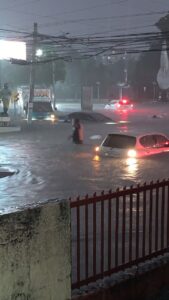 Gobierno declara estado de emergencia por lluvias en la capital