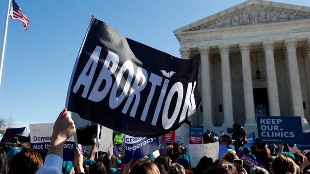 El aborto en EEUU: El fallo del Supremo que lo cambió todo en 2022