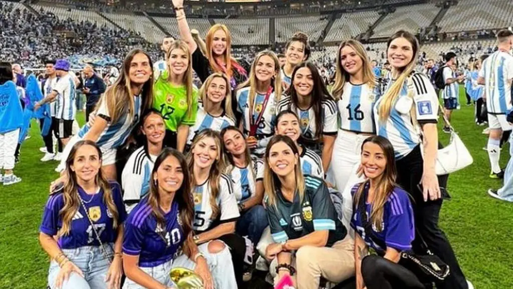 Las “primeras damas” de la selección argentina: cada una usó el número de su pareja