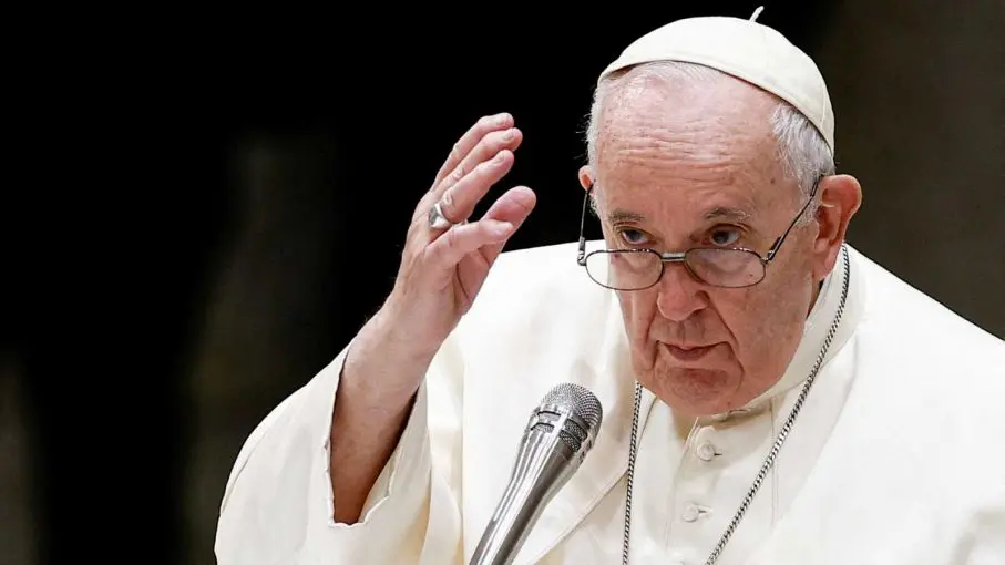 El papa: "Ya he firmado mi renuncia" en caso de impedimento médico