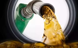 Precio de combustibles se mantienen; subsidios disminuyen