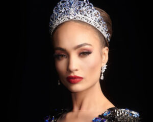 La Miss Universo dice que no se presta para fraudes y le llaman 