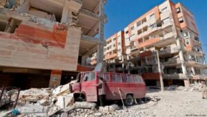 Terremoto de 5,4 sacude Irán dejando más de 120 heridos