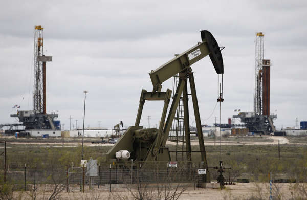 El petróleo de Texas abre con una bajada del 1,7 %, hasta 73,53 dólares
