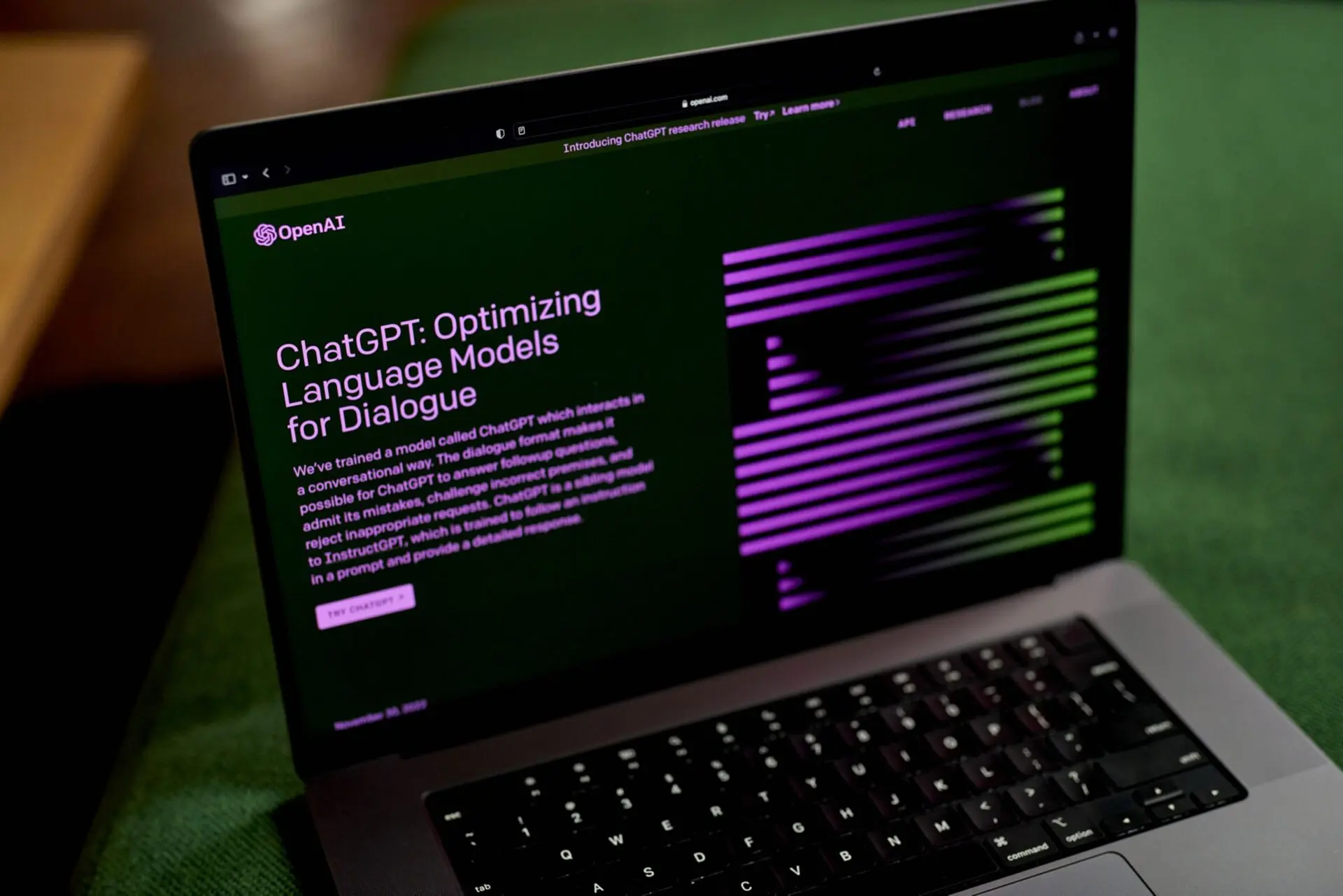 OpenAI podría lanzar su nuevo chatbot con IA GPT-5 a mediados de año