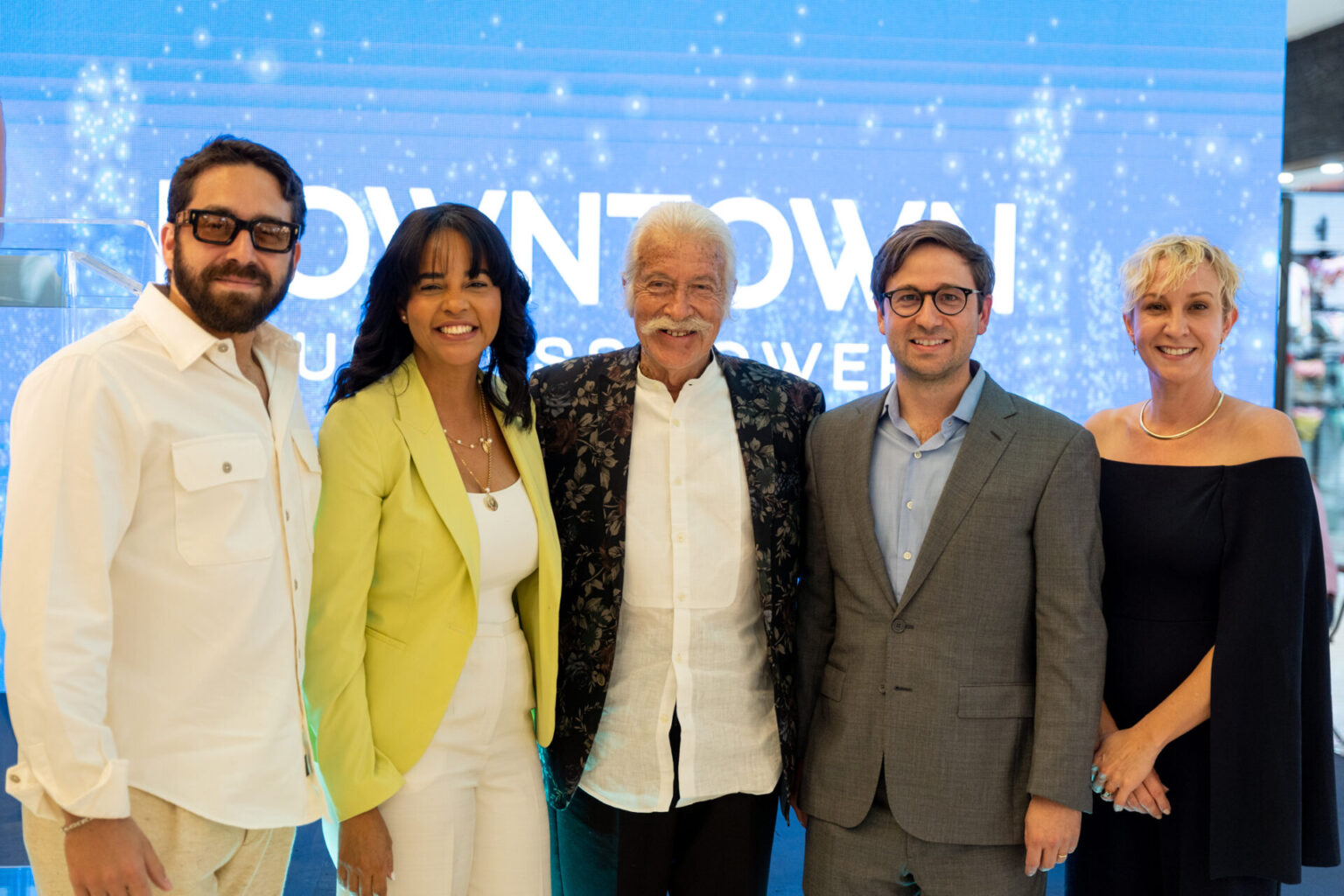 Downtown Business Tower reinaugura lobby