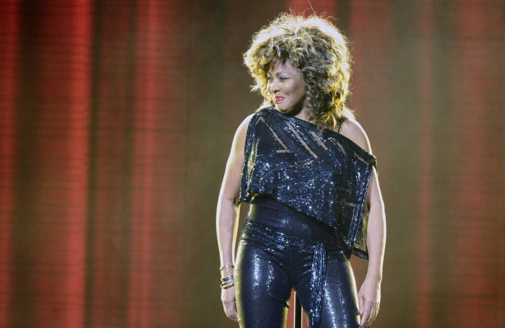 Las tragedias de Tina Turner: de mujer maltratada a leyenda de la música