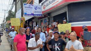 Residentes de Los Girasoles protestan por agua